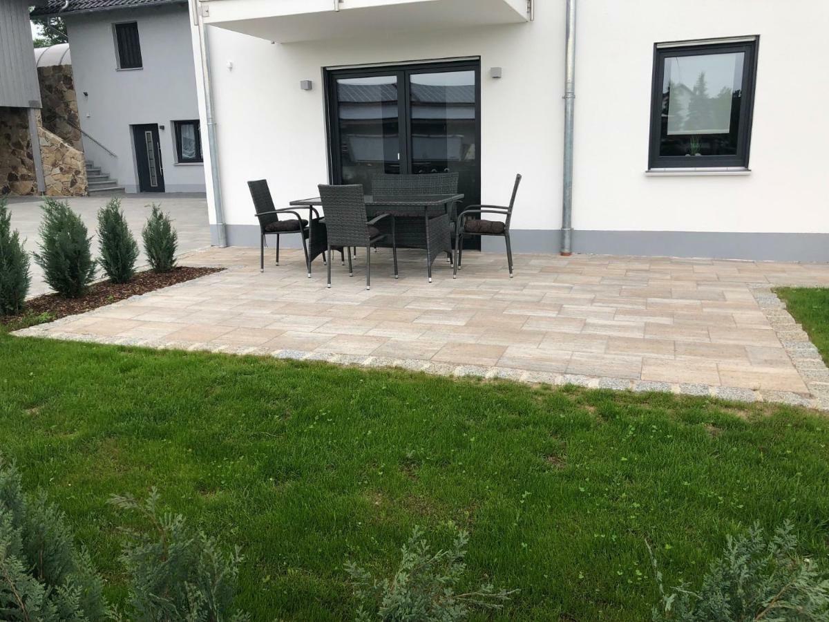Landhaus Ferienwohnungen Mit Pool Und Wellness Neukirchen-Balbini Екстериор снимка